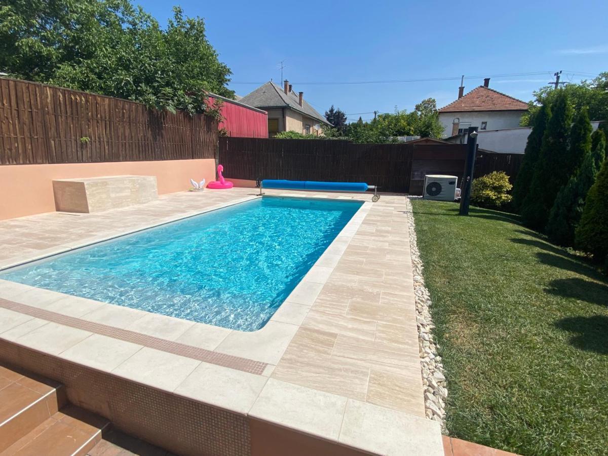 Garden Spa Resort Budapest Luaran gambar