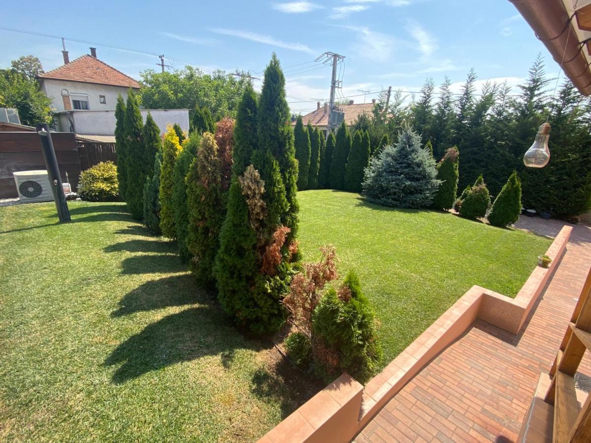 Garden Spa Resort Budapest Luaran gambar