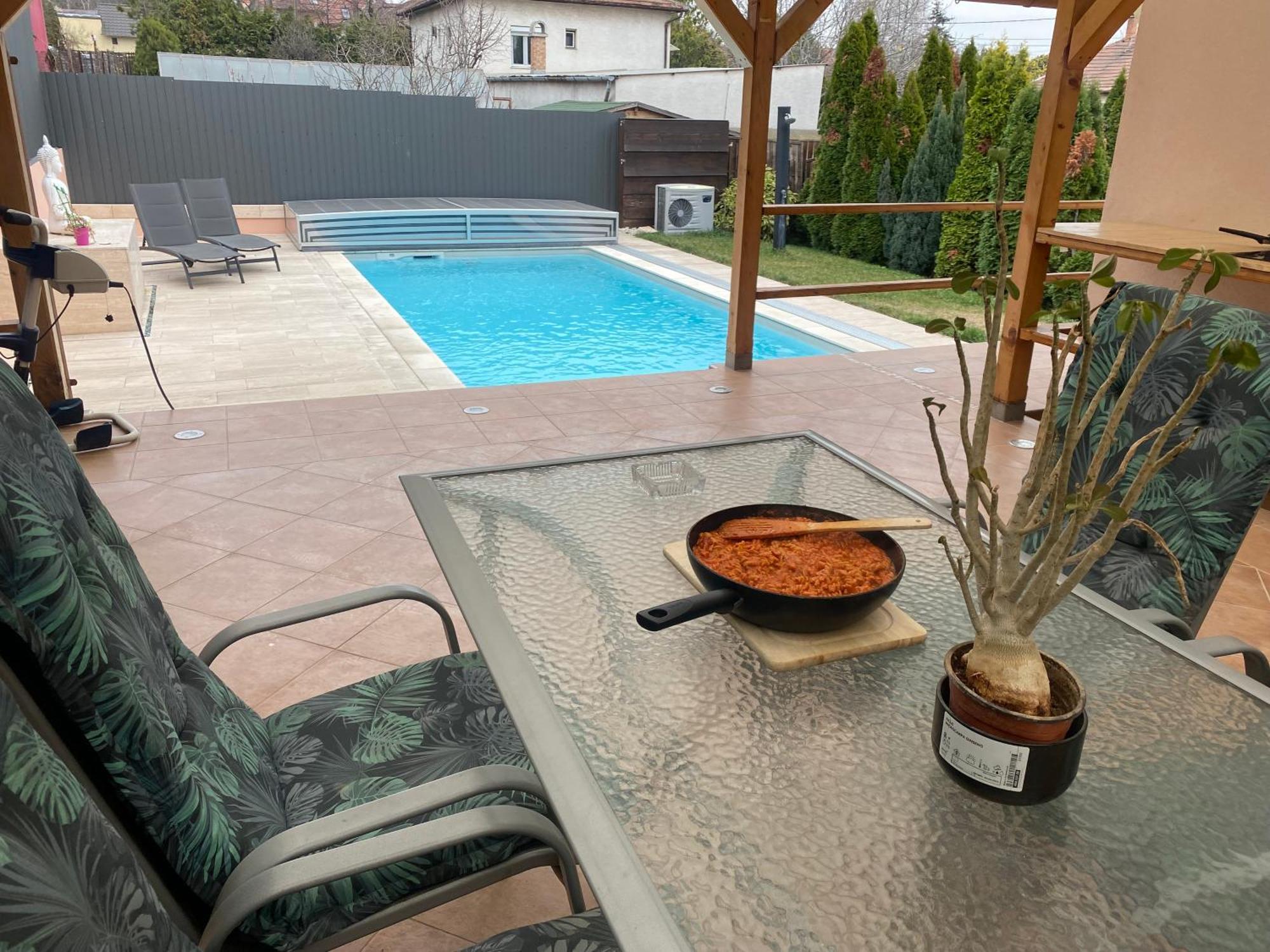 Garden Spa Resort Budapest Luaran gambar